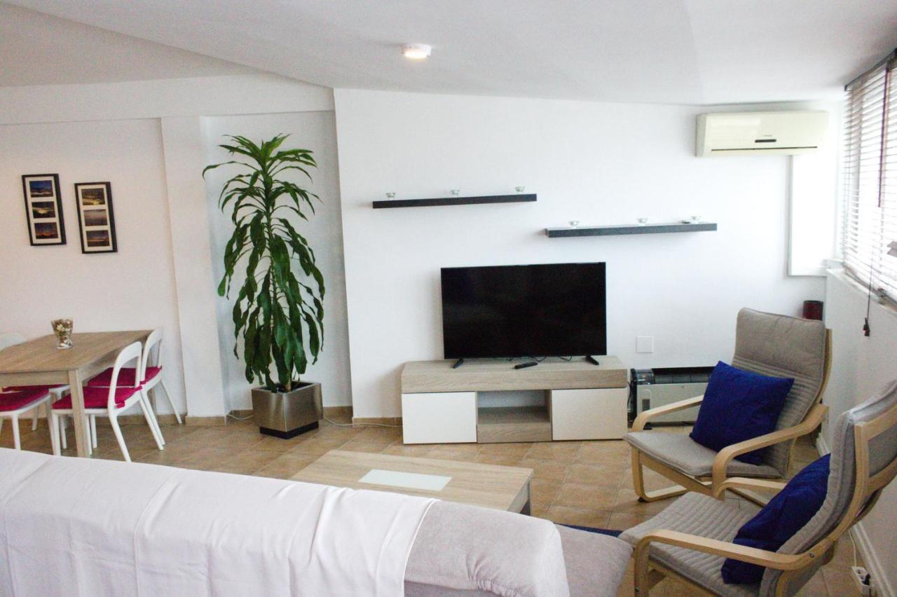 Apartment Sirena Beach Нерха Экстерьер фото
